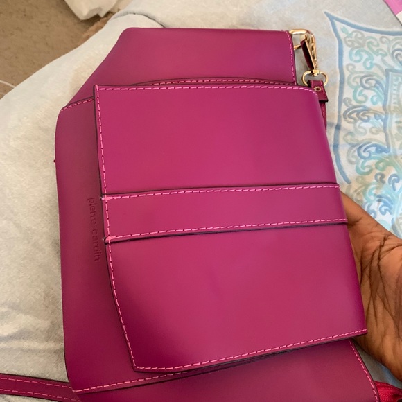 Pierre Cardin Crossbody Bag - Picture 1 of 5